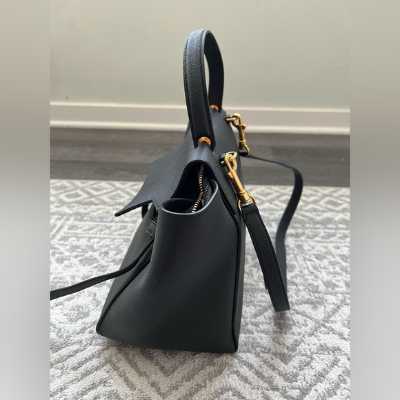 Authentic Celine grained mini belt bag - Picture 4 of 11